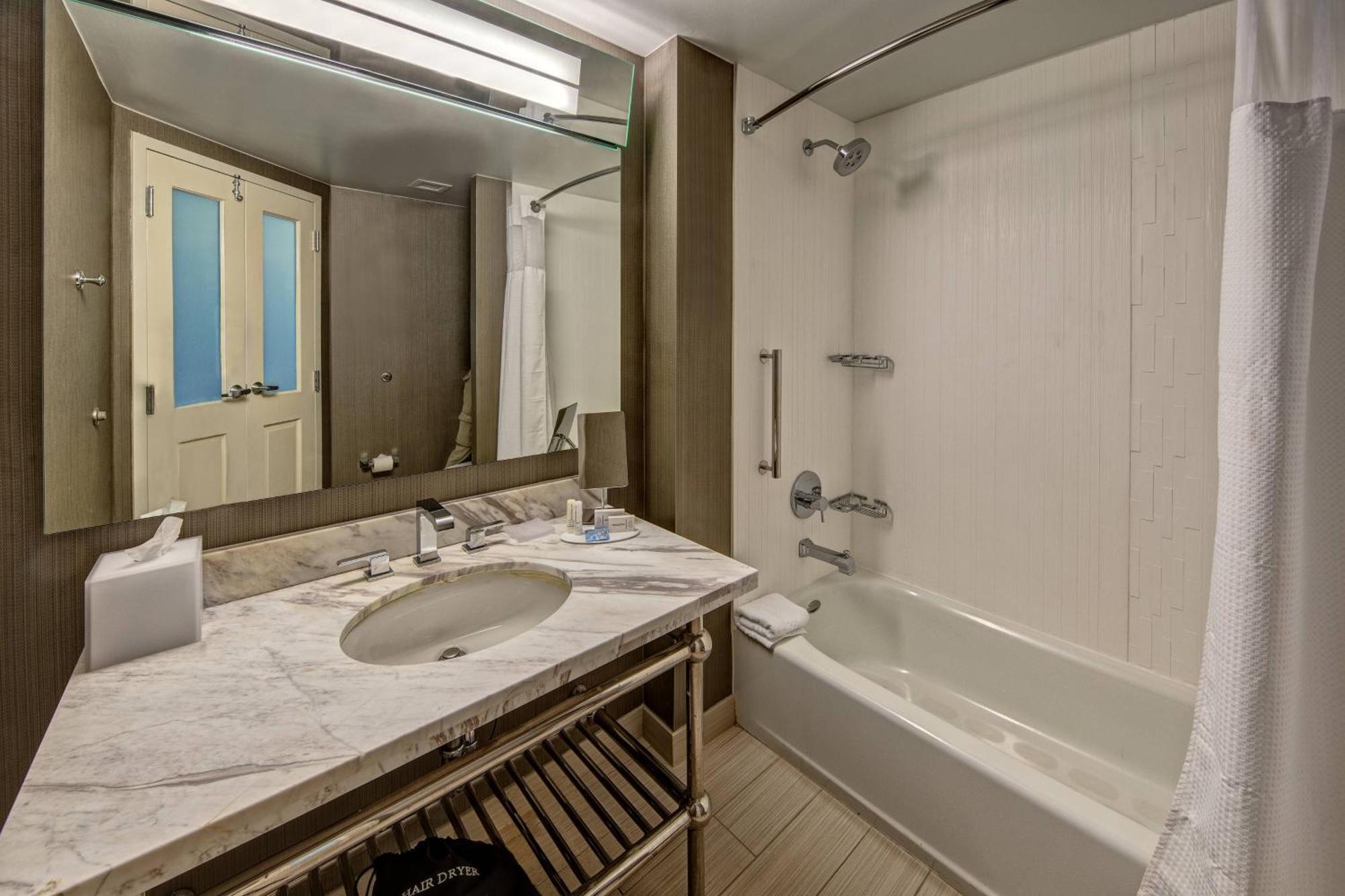Courtyard By Marriott Dulles Airport Херндон Экстерьер фото